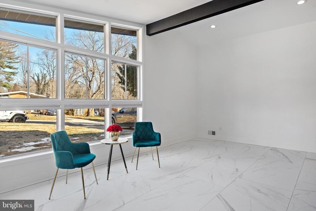 608 Winona Court - Photo 3