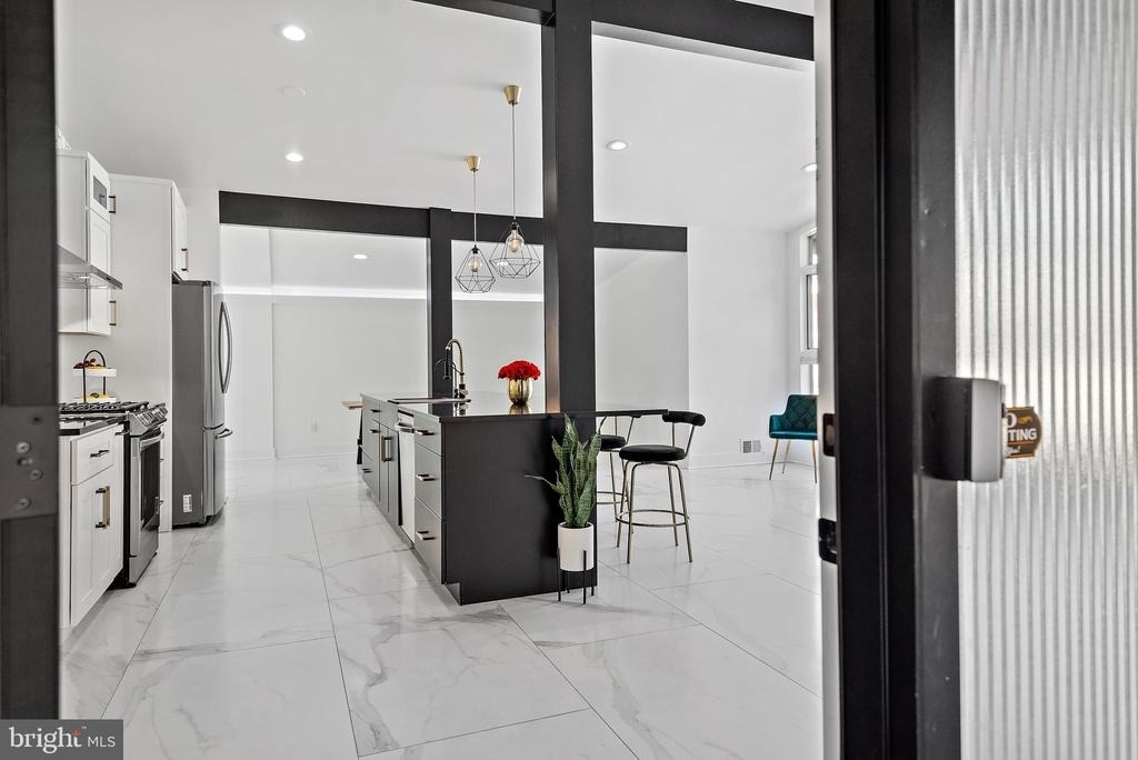 608 Winona Court - Photo 12