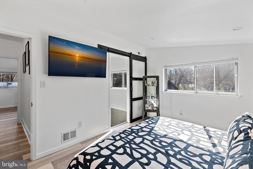 608 Winona Court - Photo 44