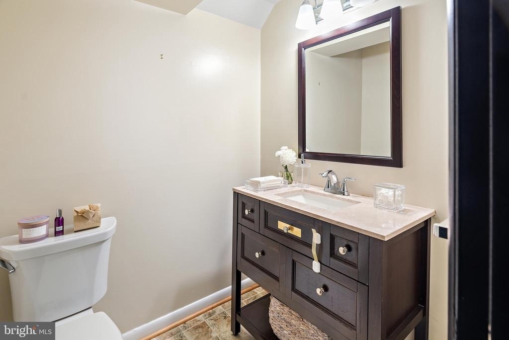 608 Winona Court - Photo 26