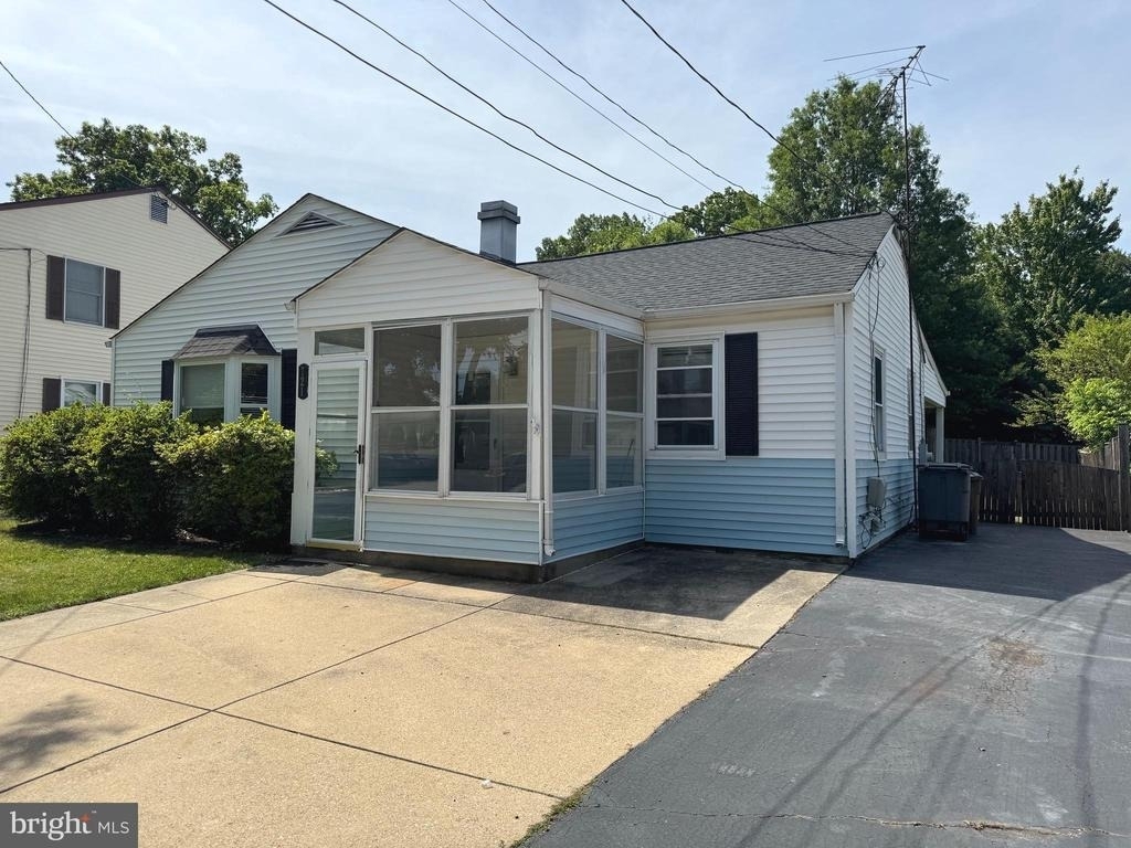 721 Crabb Avenue - Photo 0