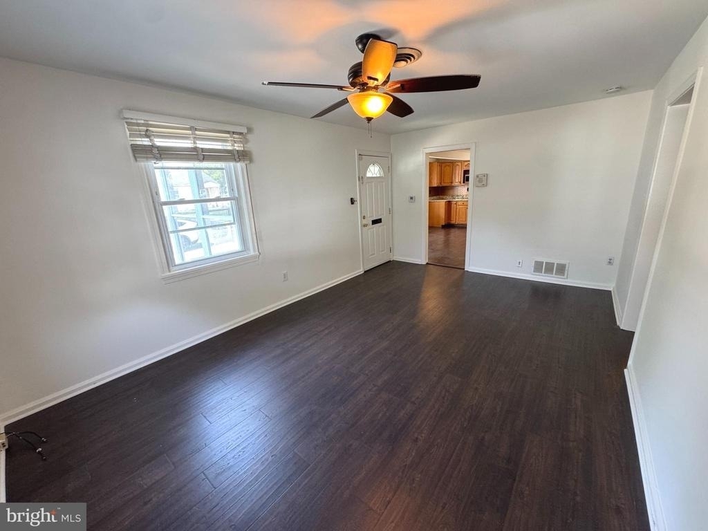 721 Crabb Avenue - Photo 2