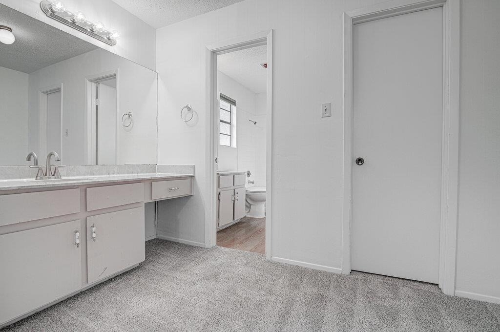 1909 Scofield Ln - Photo 12