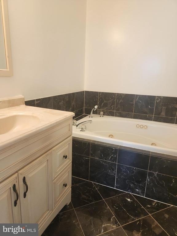 114 Emory Woods Court - Photo 14
