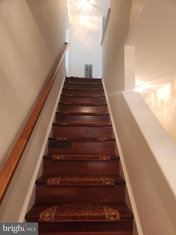 114 Emory Woods Court - Photo 2