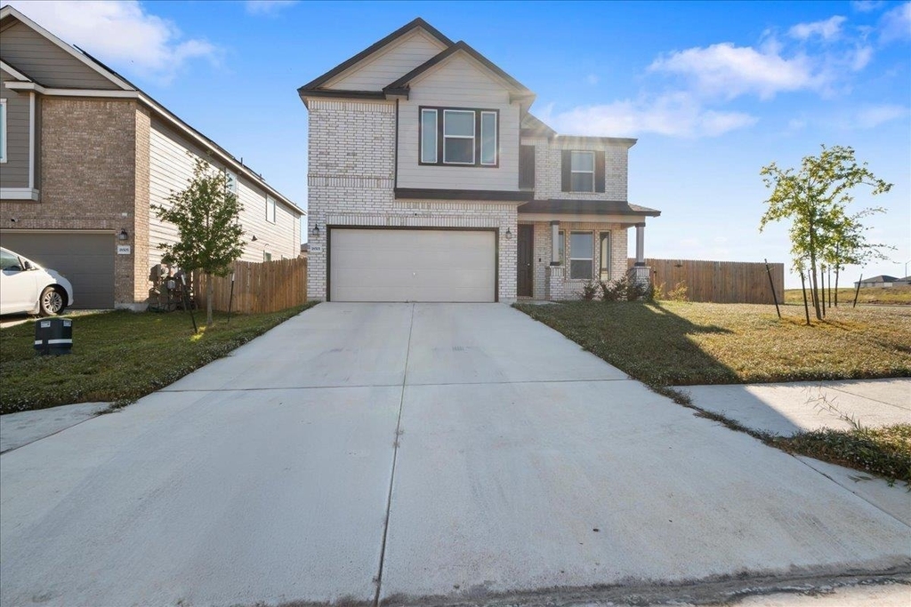 18501 Spotted Eagle Ln - Photo 0