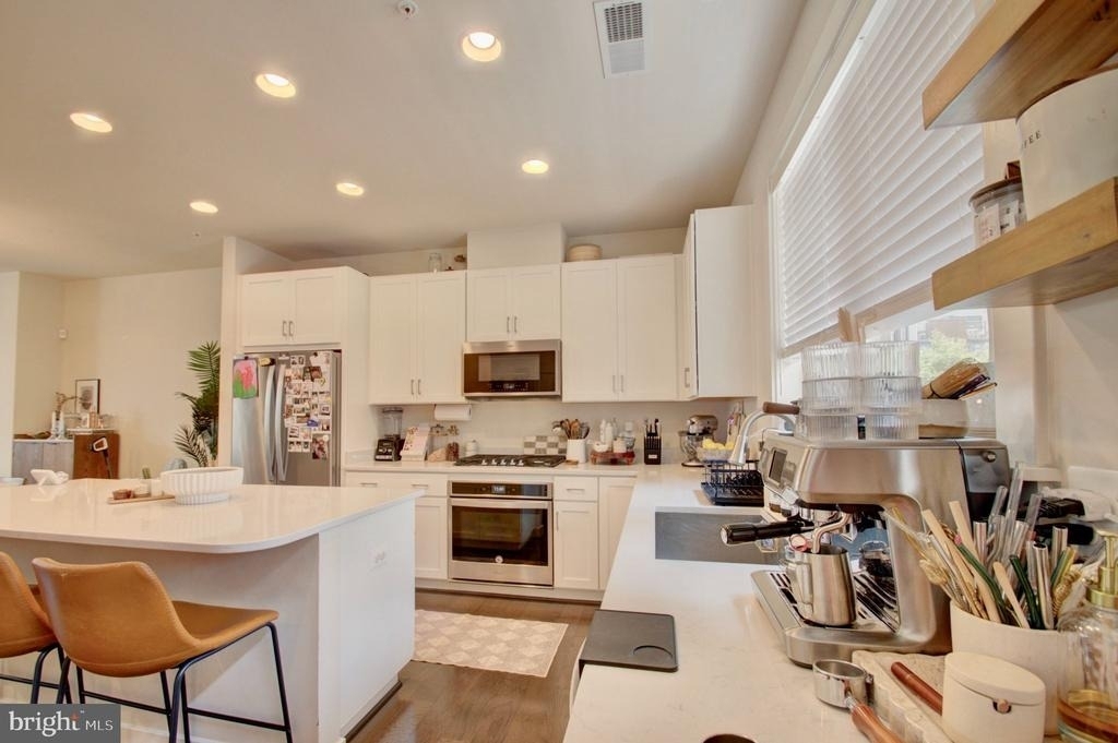 8078 Tribeca Street - Photo 10