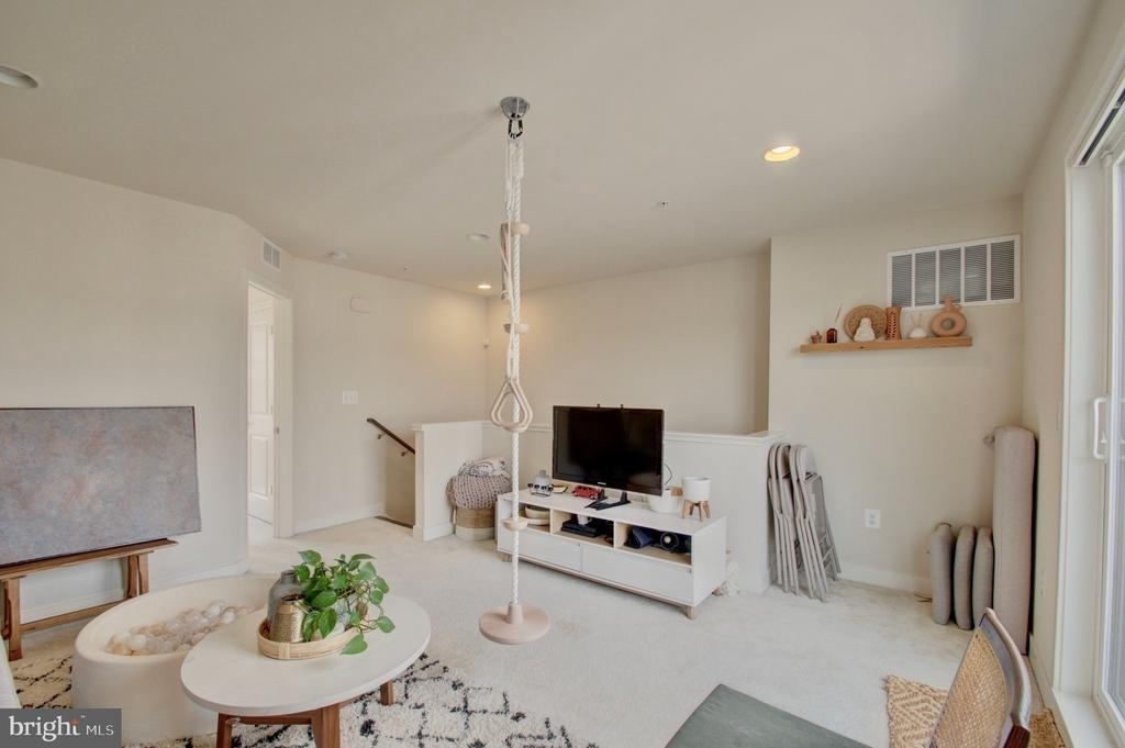 8078 Tribeca Street - Photo 22