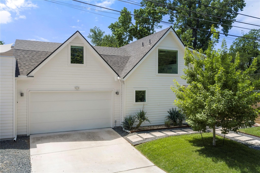 1129 Henninger St - Photo 1