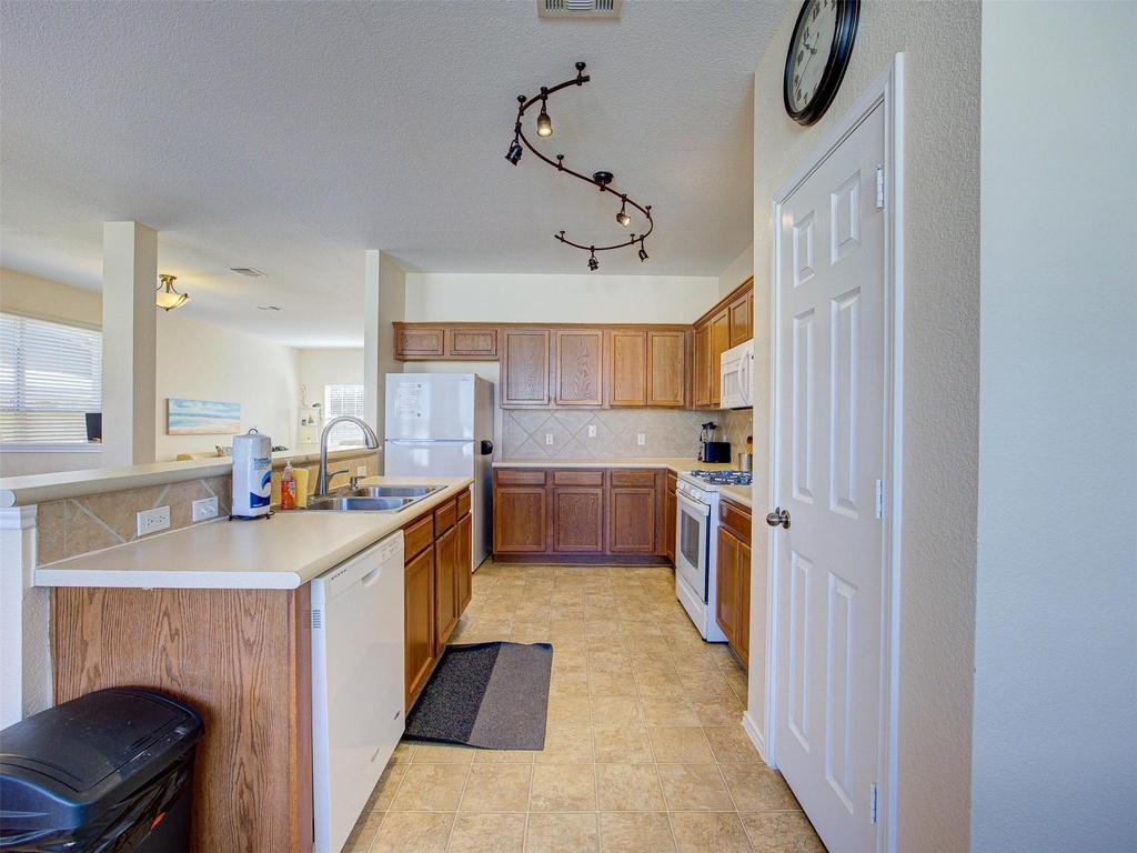 120 Gila Cliff Dr - Photo 10