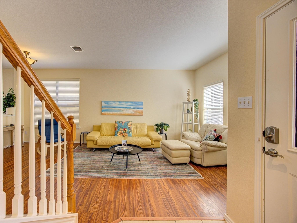 120 Gila Cliff Dr - Photo 1