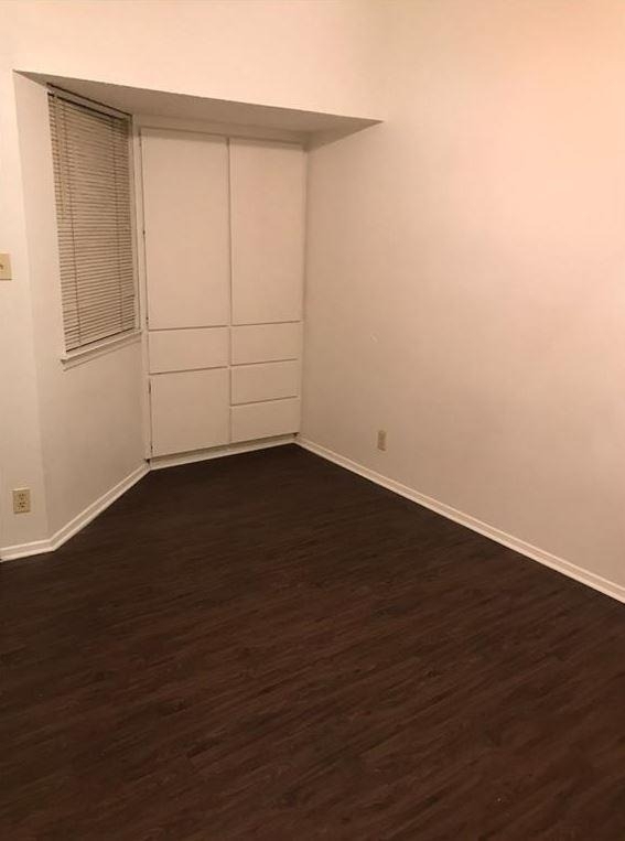 2604 Salado St - Photo 1