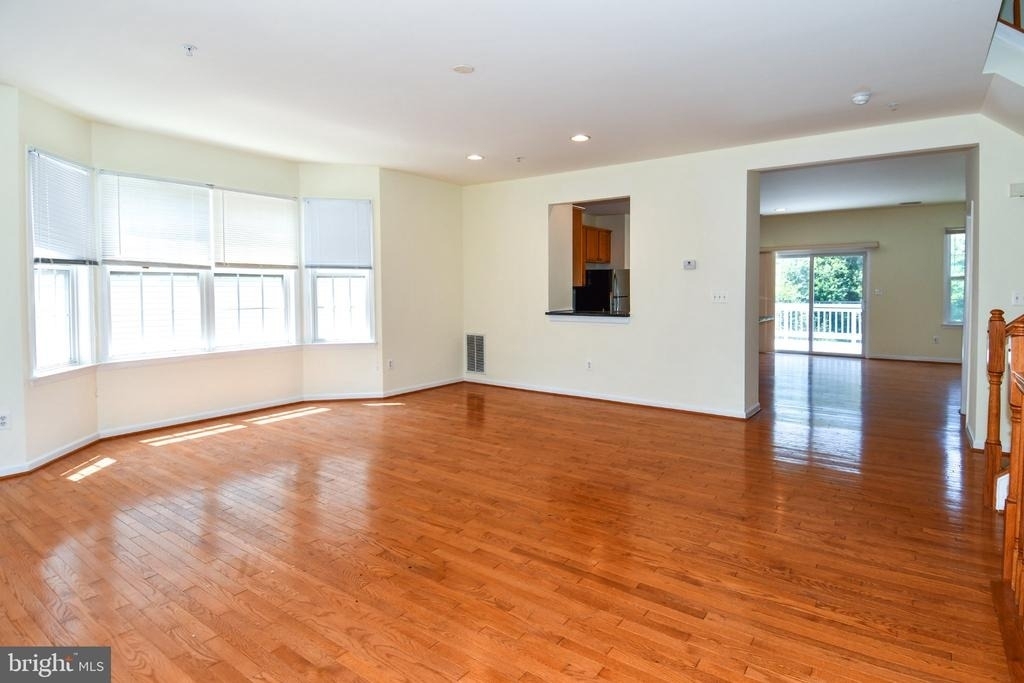 8772 Lincoln Street - Photo 15
