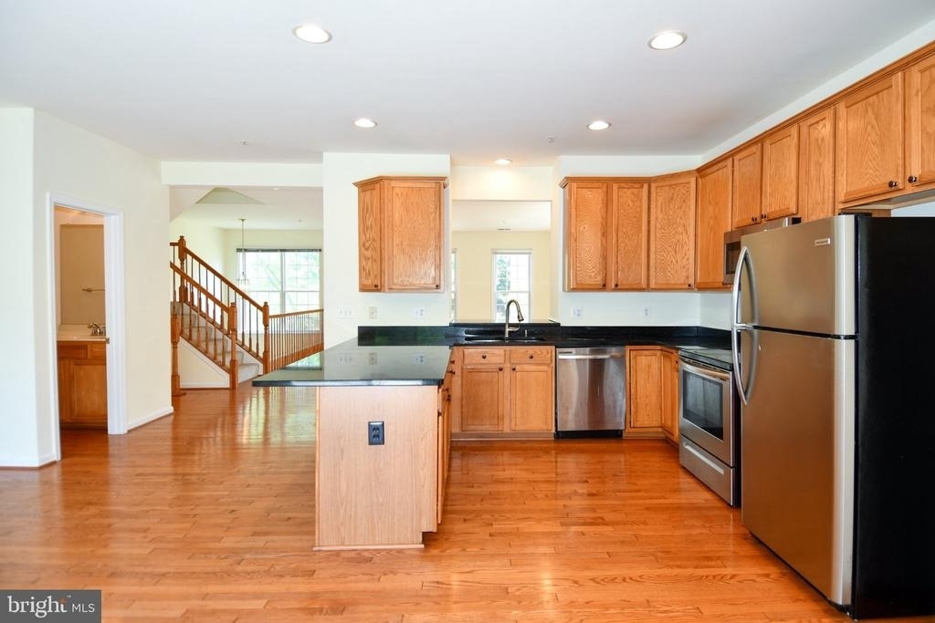 8772 Lincoln Street - Photo 18