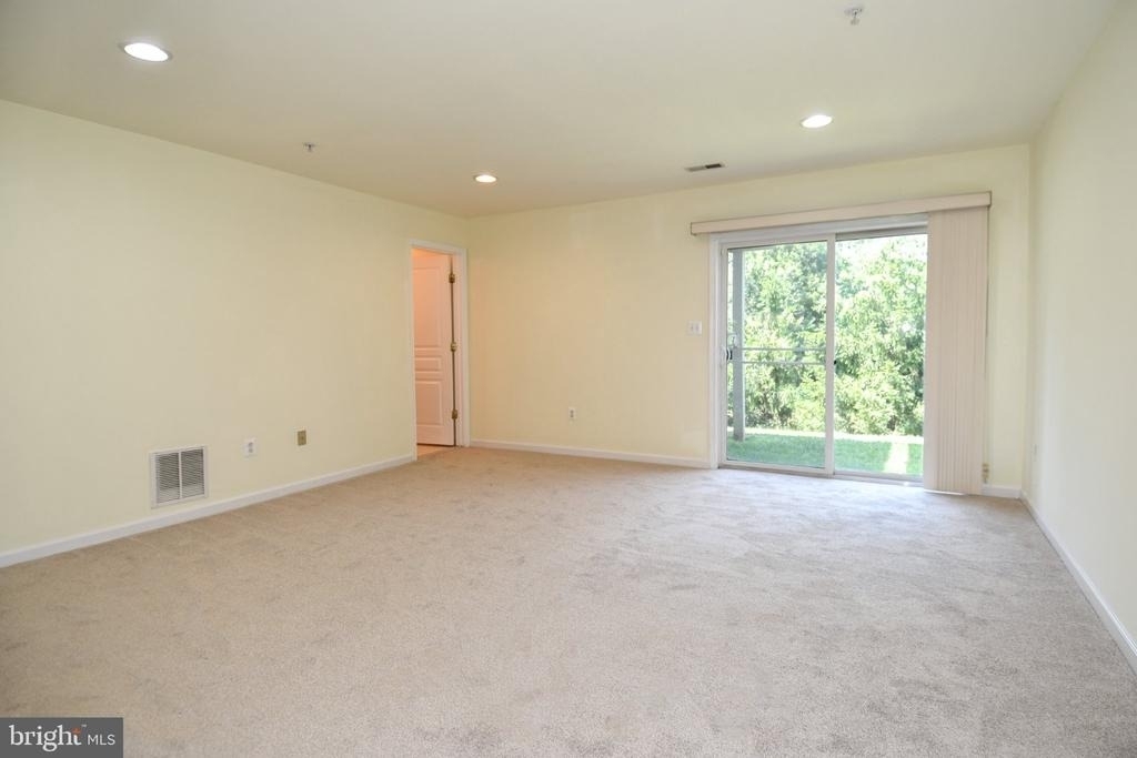 8772 Lincoln Street - Photo 24