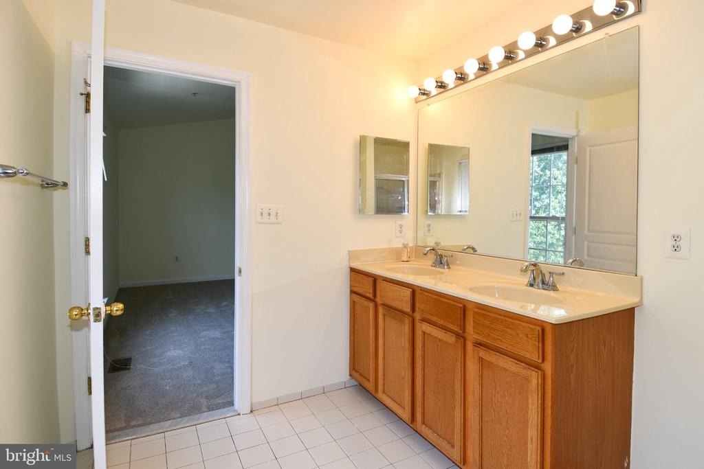 8772 Lincoln Street - Photo 38