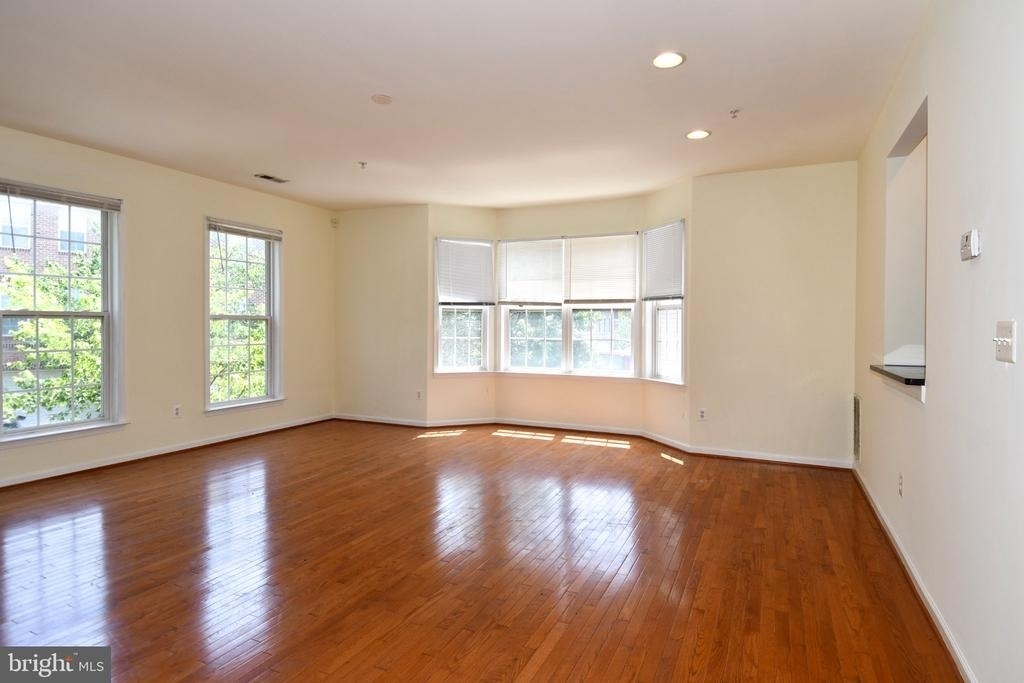 8772 Lincoln Street - Photo 12
