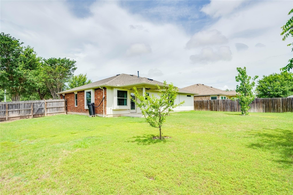 2401 Marshall Trl - Photo 36