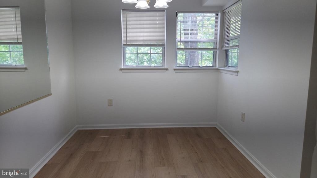 8387 Montgomery Run Road - Photo 7