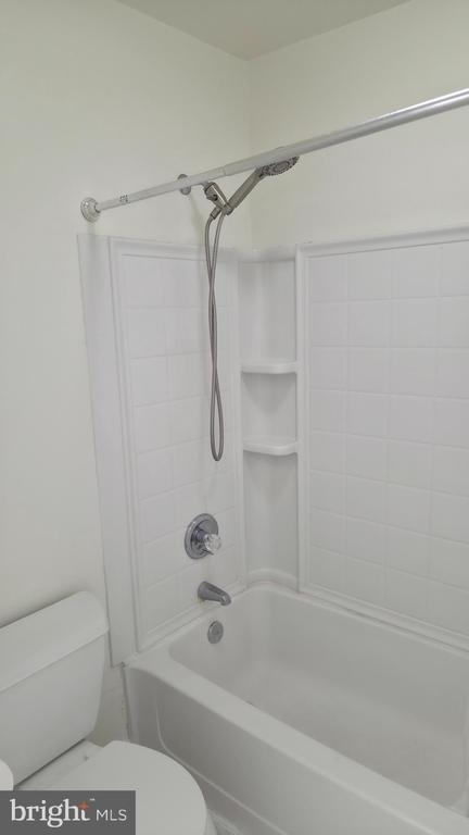 8387 Montgomery Run Road - Photo 17