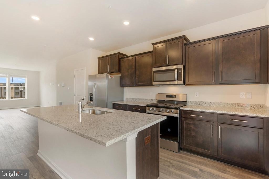 420 Carroll Walk Ave - Photo 11