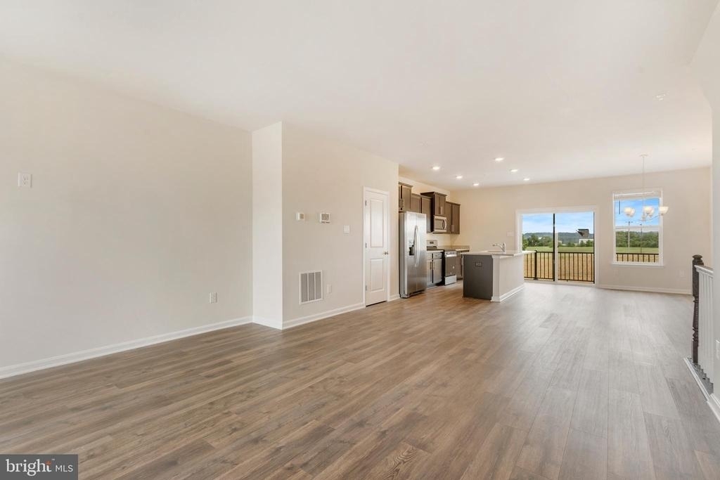 420 Carroll Walk Ave - Photo 6