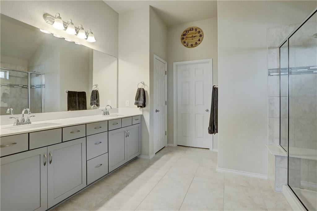 111 Finley St - Photo 10