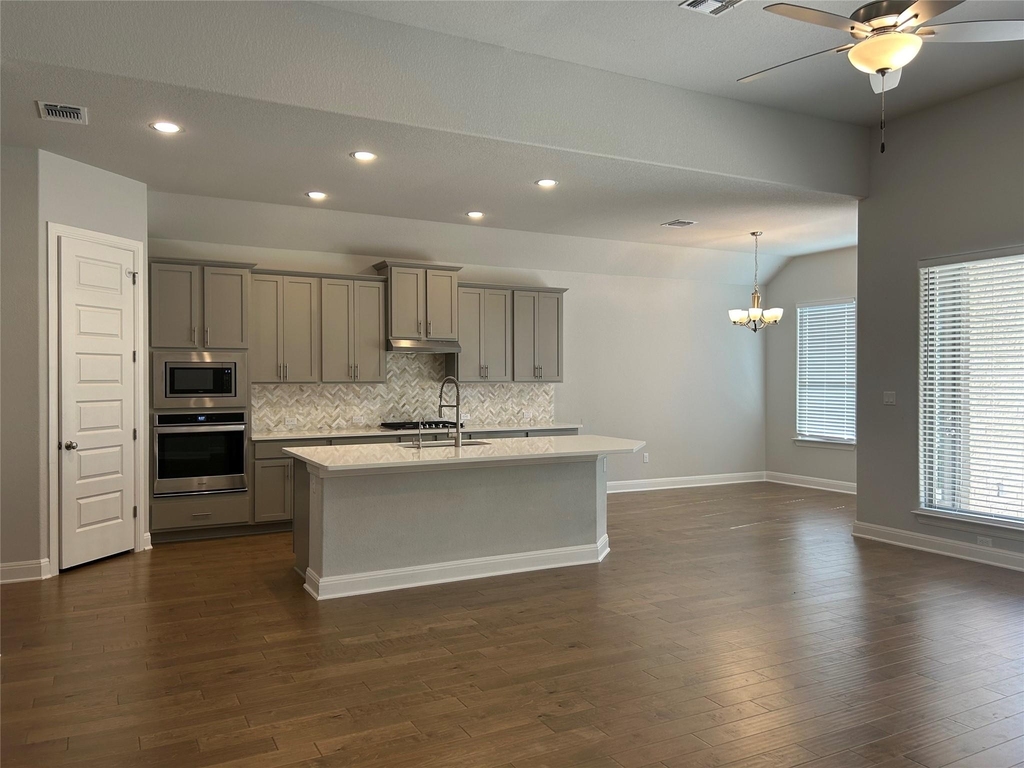 148 Kellogg Ln - Photo 2