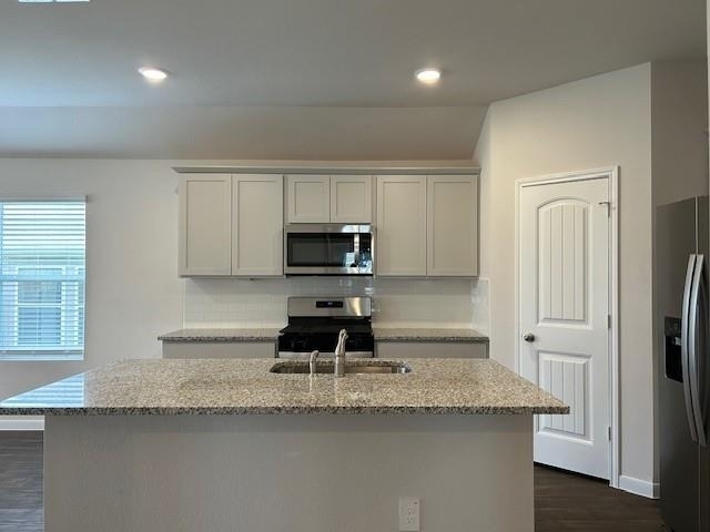 311 Darwin Pl - Photo 3