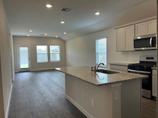 311 Darwin Pl - Photo 2