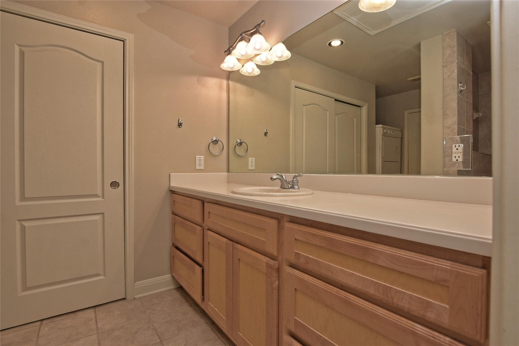 1908 Kahala Sunset Dr - Photo 14