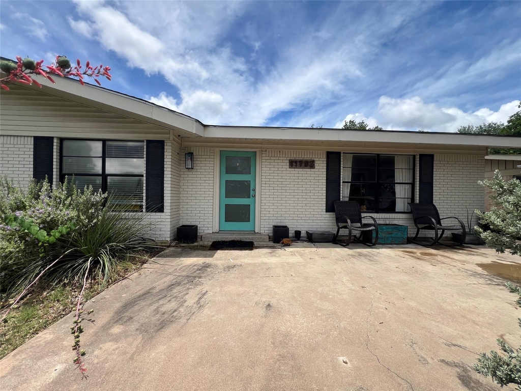 11702 Oak Trl - Photo 2