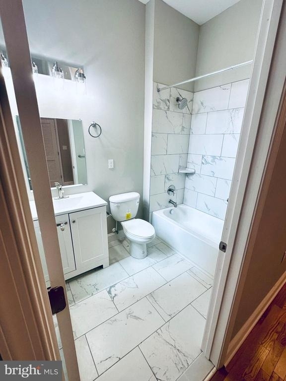 100 W Lexington Street - Photo 11
