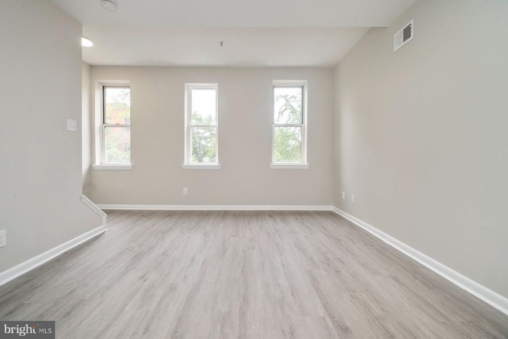 610 N Arlington Avenue - Photo 21