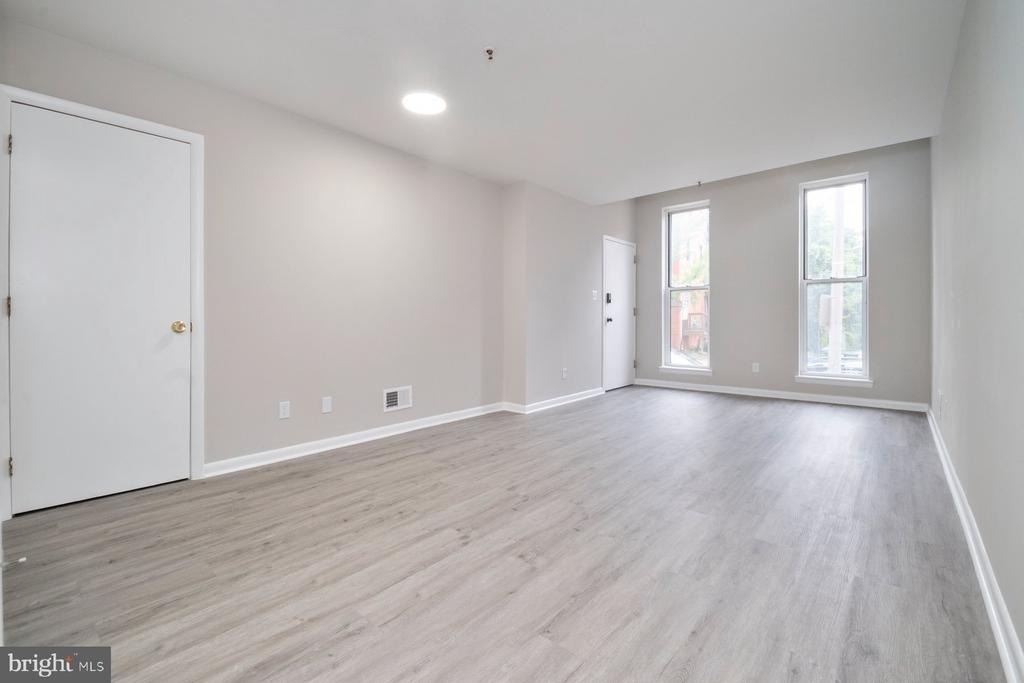 610 N Arlington Avenue - Photo 5