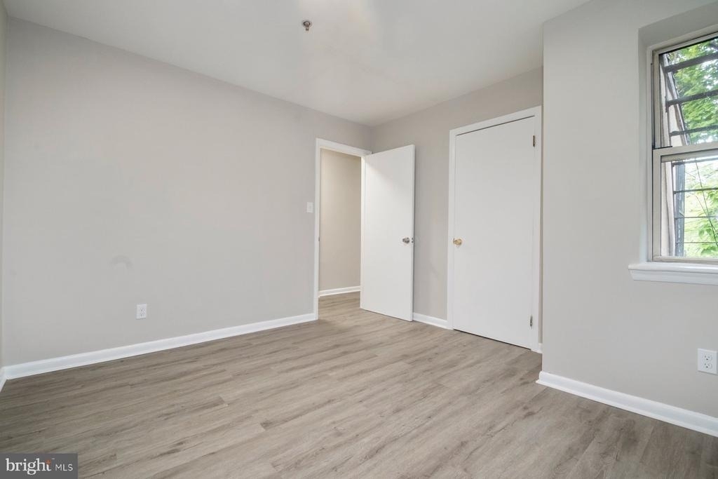 610 N Arlington Avenue - Photo 15