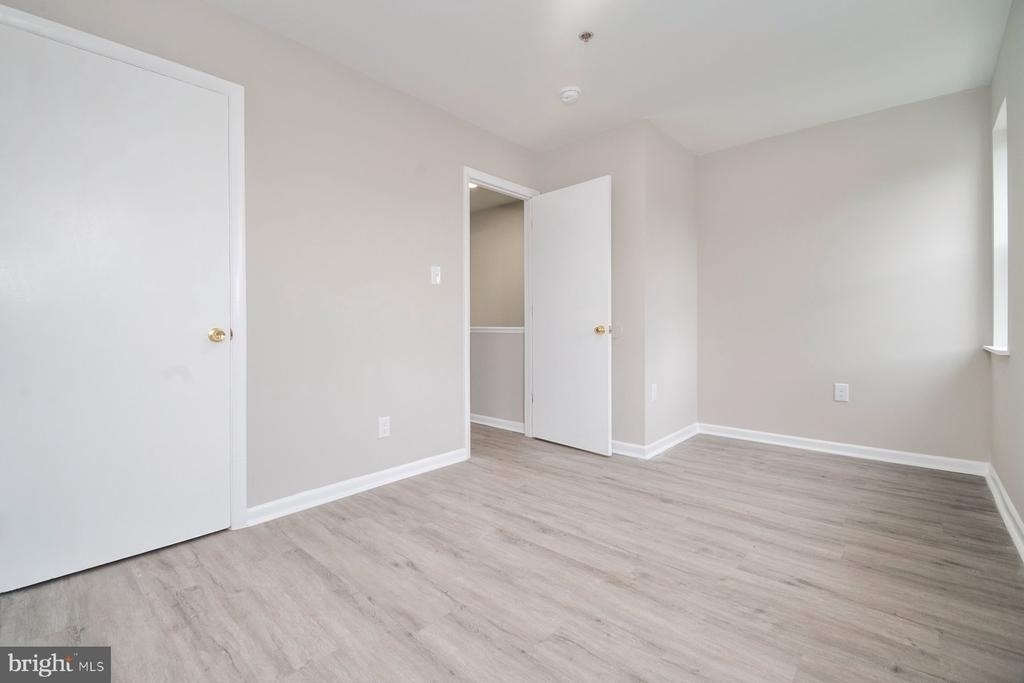 610 N Arlington Avenue - Photo 32