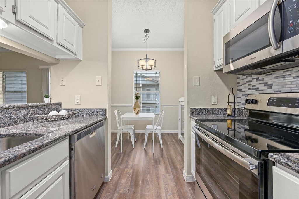 12166 Metric Blvd - Photo 1