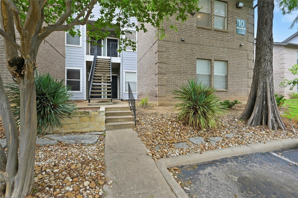 12166 Metric Blvd - Photo 12