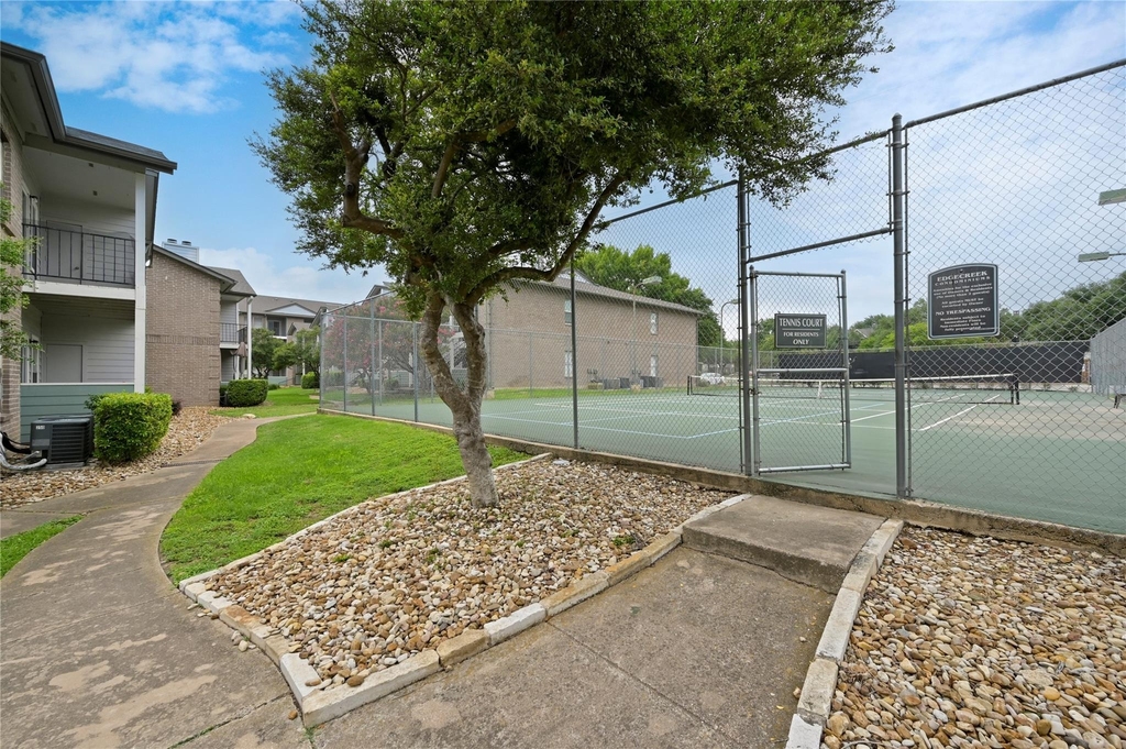 12166 Metric Blvd - Photo 7
