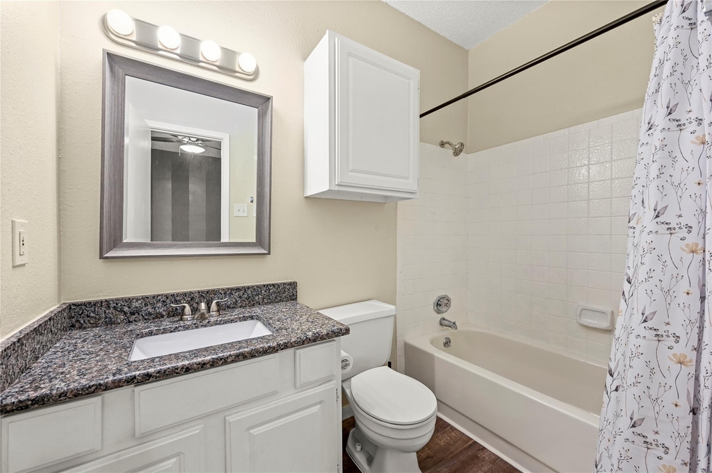 12166 Metric Blvd - Photo 9