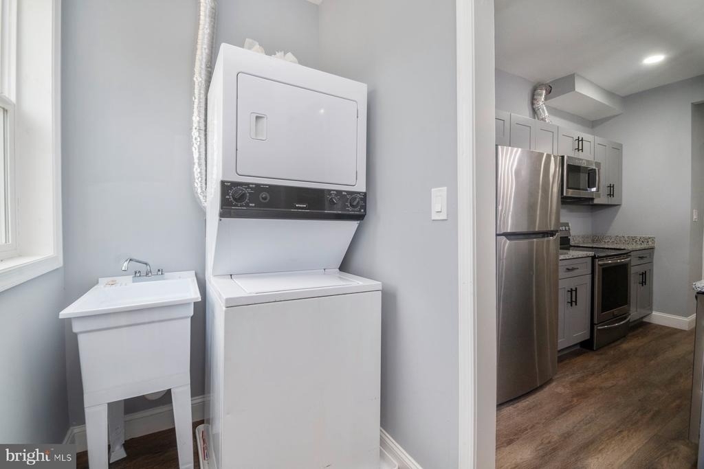 2728 Winchester Street - Photo 11