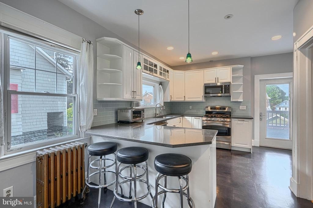 2210 Lake Avenue - Photo 7
