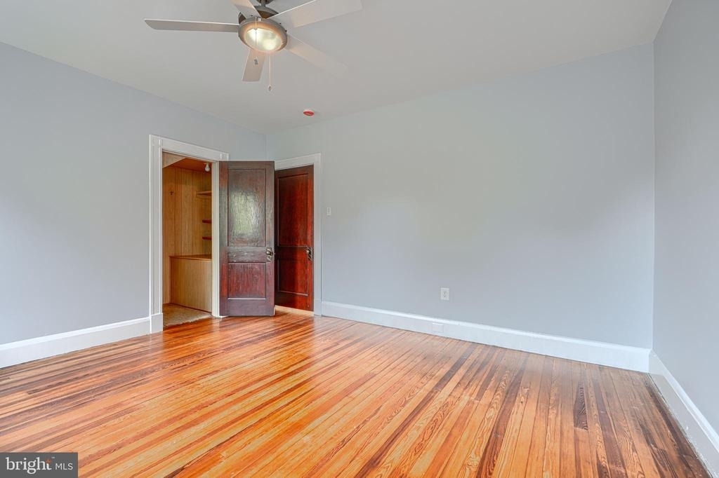 2210 Lake Avenue - Photo 17
