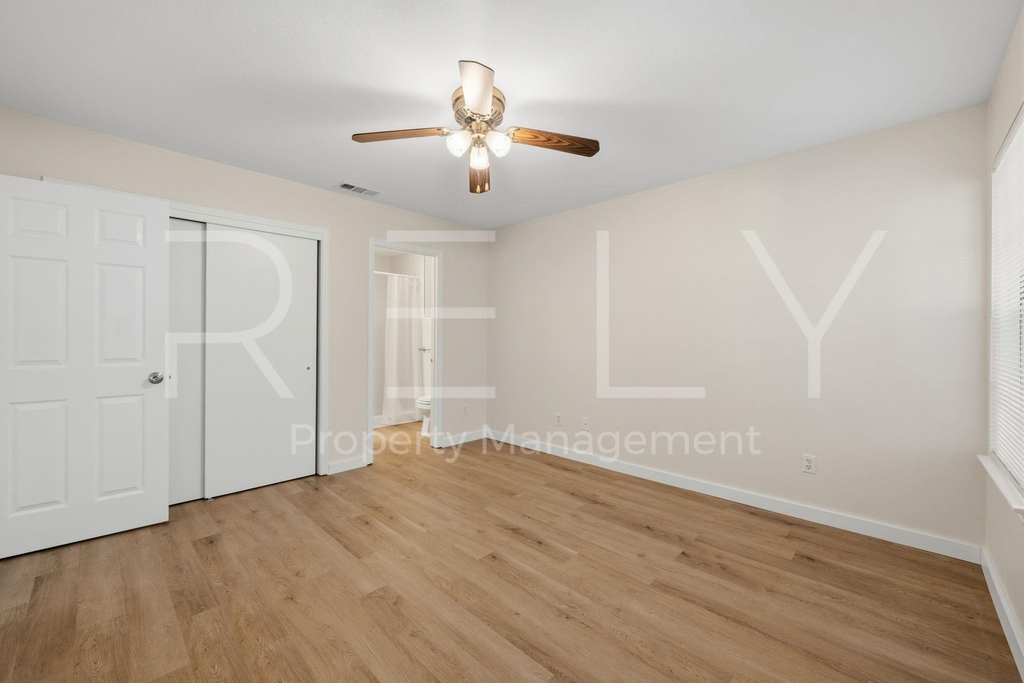 2908 Whisper Oaks Ln - Photo 23