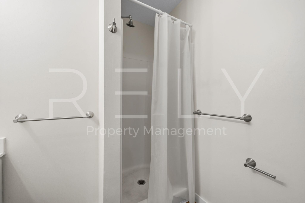 2908 Whisper Oaks Ln - Photo 28
