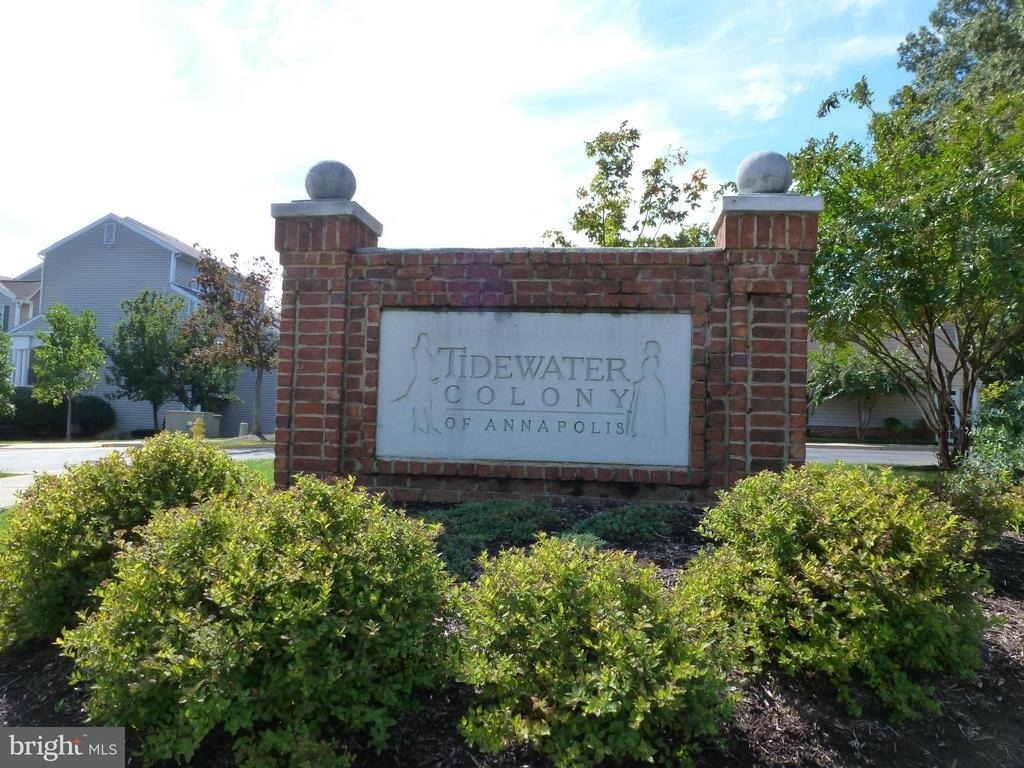 2026 Gov Thomas Bladen Way - Photo 2