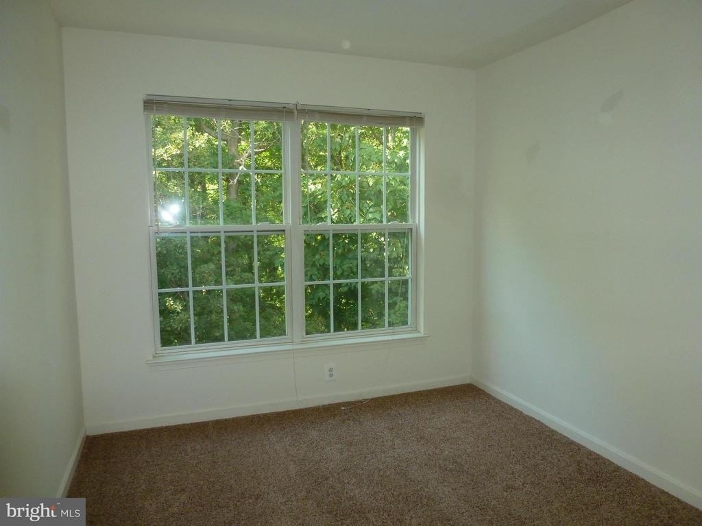 2026 Gov Thomas Bladen Way - Photo 19