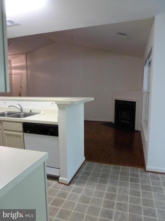 2026 Gov Thomas Bladen Way - Photo 8