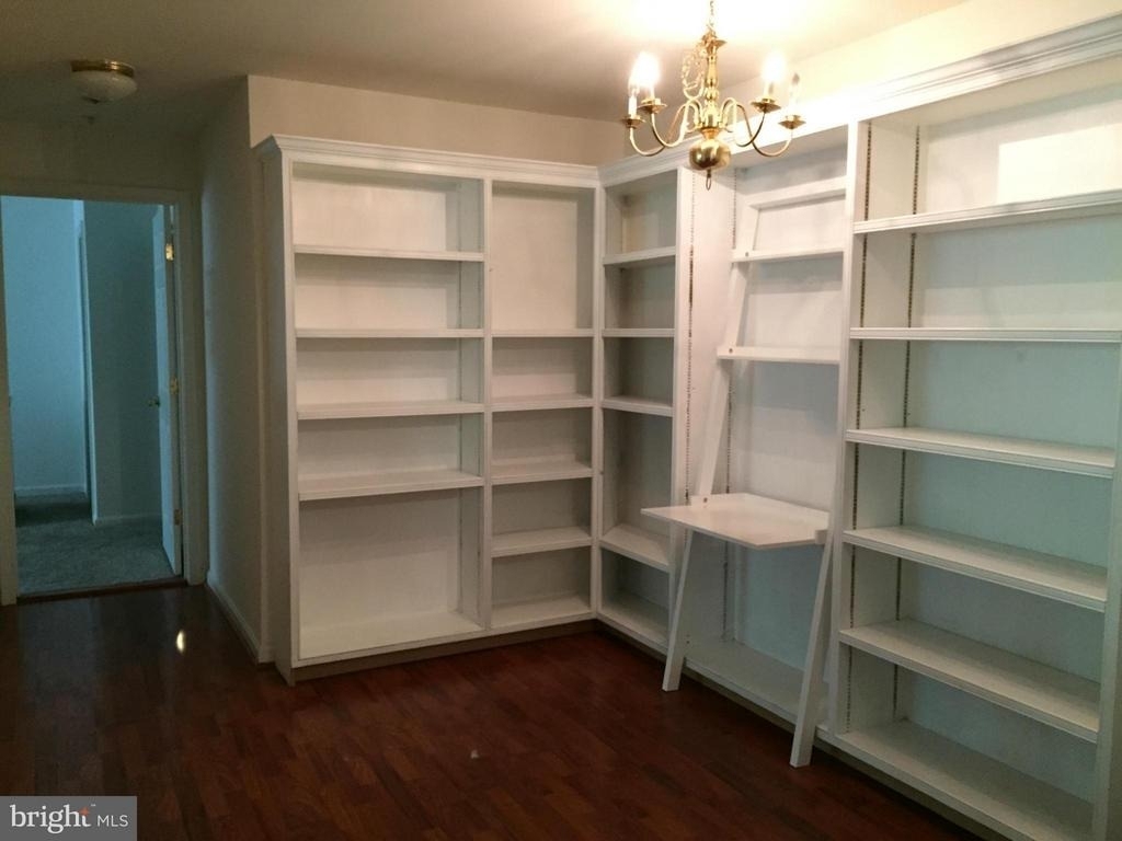 2026 Gov Thomas Bladen Way - Photo 13